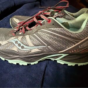 Saucony Women's Gray and Red Athletic Shoes